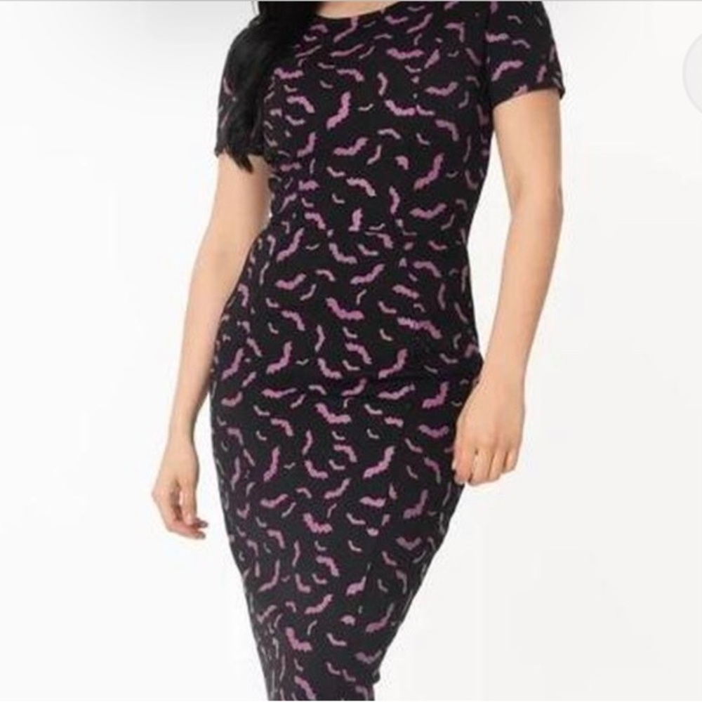 bnwt unique vintage bat wiggle dress